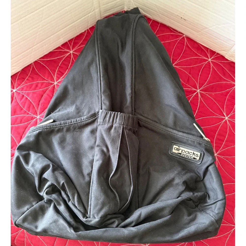 Airpacks System Black Sling Backpack Ergonomic Single Strap Crossbody Bag